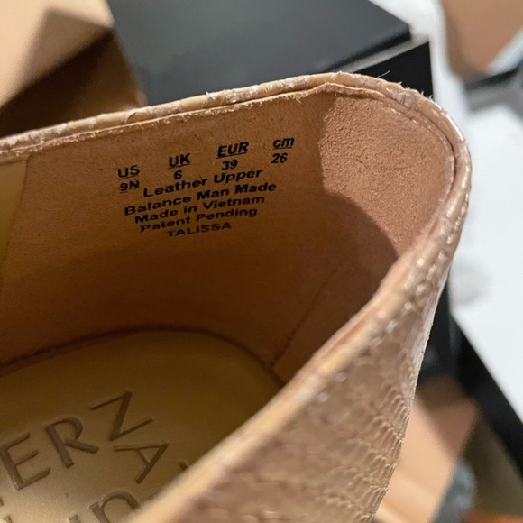 Naturalizer Talissa Birch Snake 9 Narrow Mary Jane Heel Pump - Picture 5 of 6